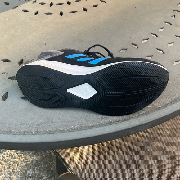 Black shoes with white bottoms. Black laces. Blue adidas logo. Mens Size 7. - Picture 2 of 5